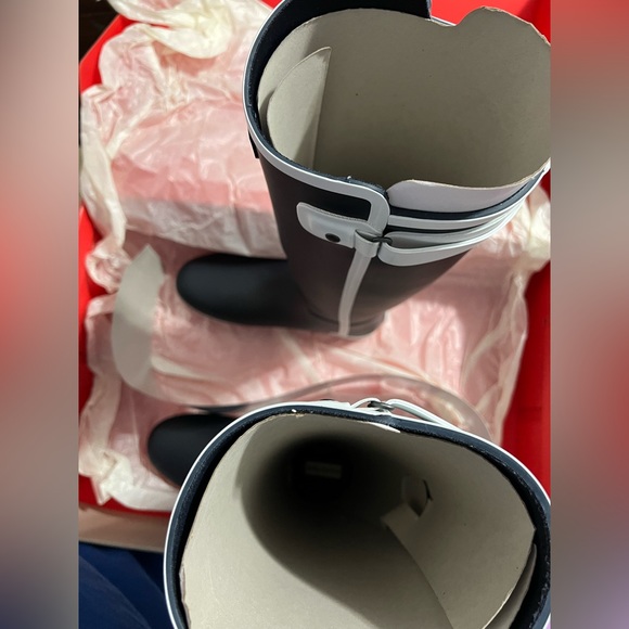 Hunter Original Rain boots / W REF SLIM FIT TALL CONTRAST
NAVY and WHITE(NWI). - Picture 8 of 8